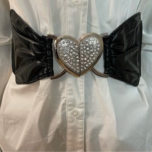 Black faux leather metallic heart buckle elastic waistband belt